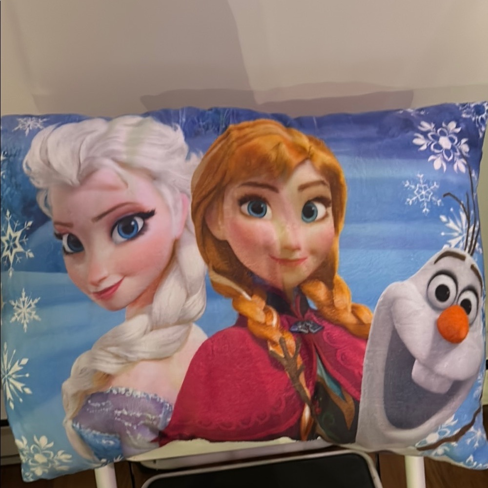 Frozen Character Pillow